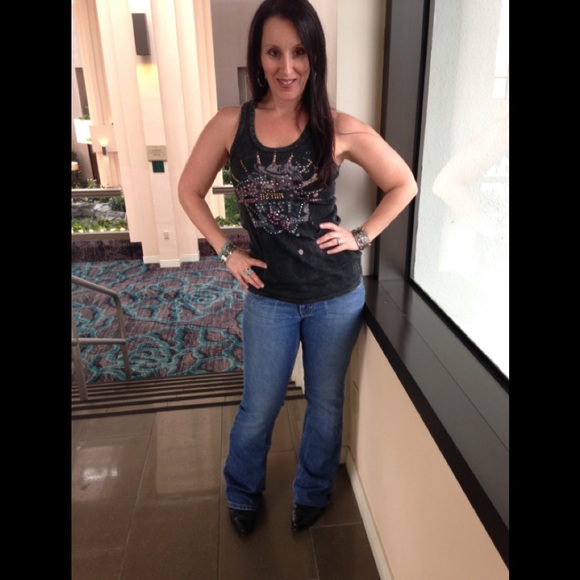 Meet your Posher, Sharon - Picture 4 of 4